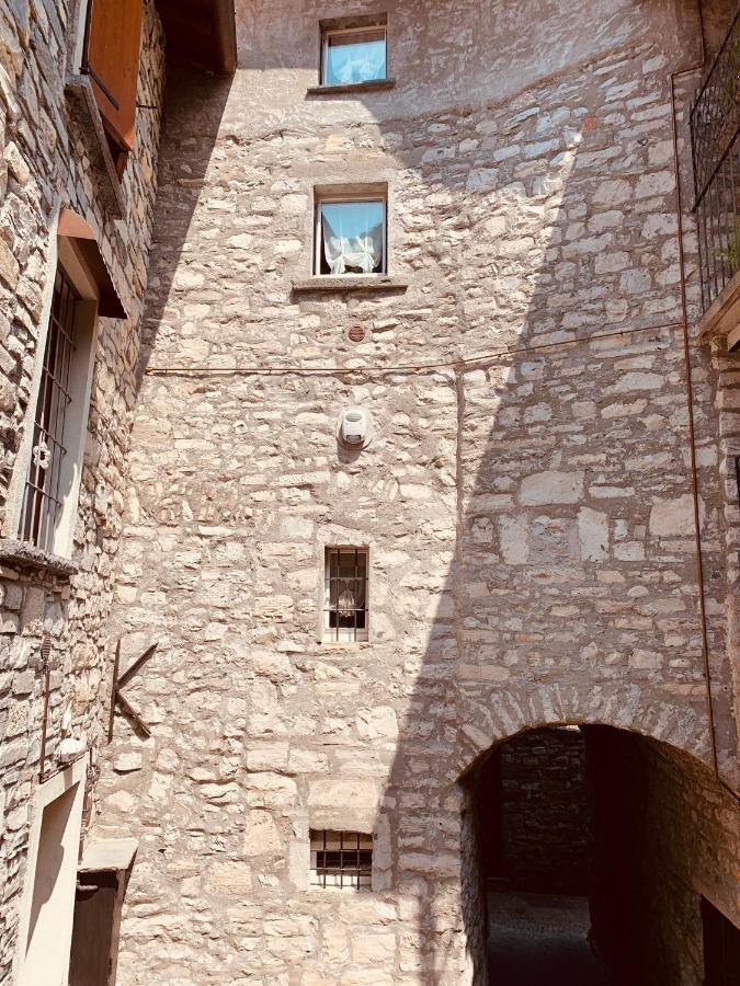 Il Borghetto Di Torno Apartamento Exterior foto